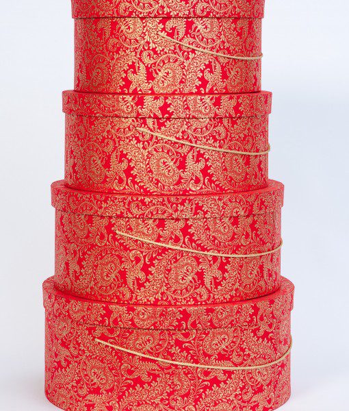 Handmade hat box red splendour are elegant, handmade and eco friendly.