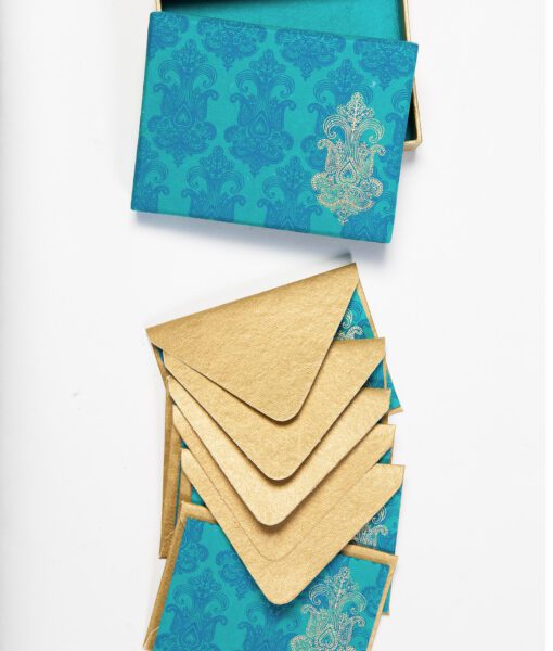 Note card with beautiful & ,vibrant designs made from eco friendly paper.
