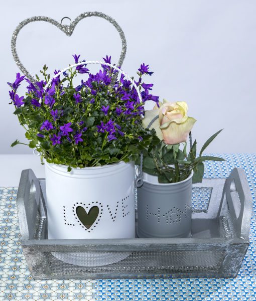 This silver tray is very attractive and versatile hence it is very popular.