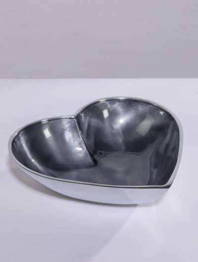 Recycled aluminium heart dish grey is elegant and a delight to use or gift.Recycled aluminium heart dish grey is elegant and a delight to use or gift.
