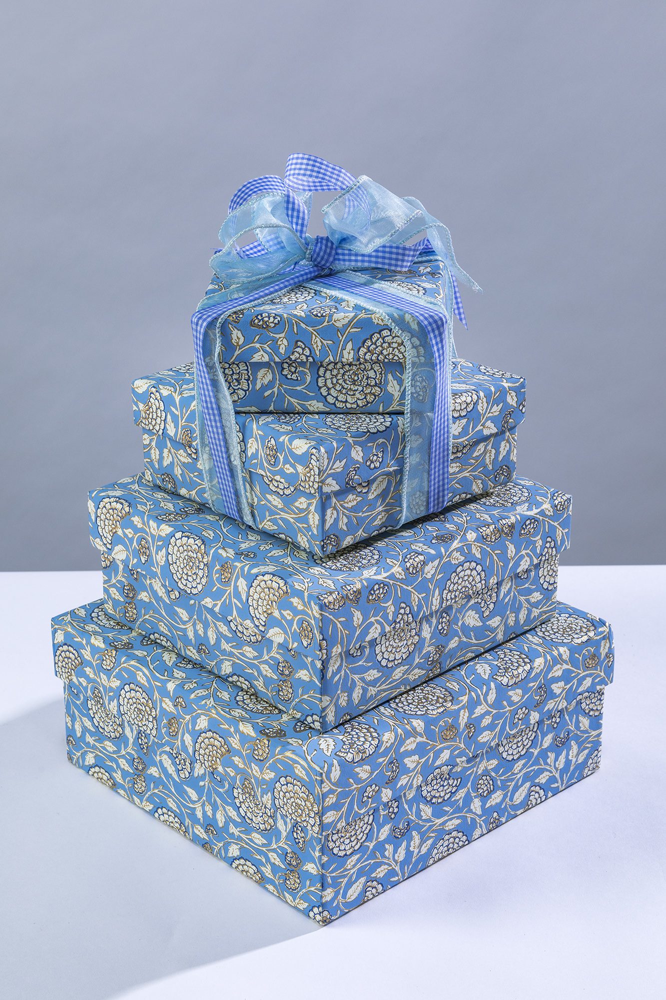 Handmade Gift box pink Jaipur floral is smart, elegant and eco friendly.